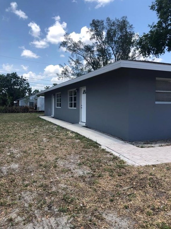 3131 Francis Ave, Naples FL 34112-3815 exterior