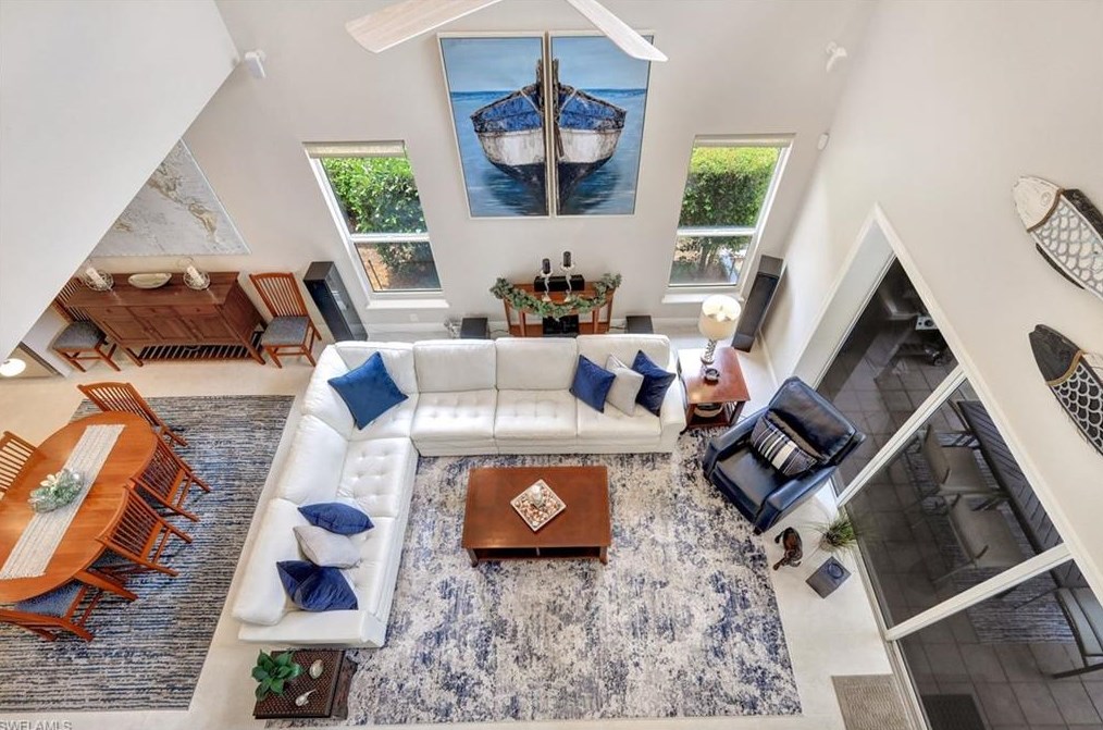 9231 Troon Lakes Dr, Naples FL  34109-4317 exterior