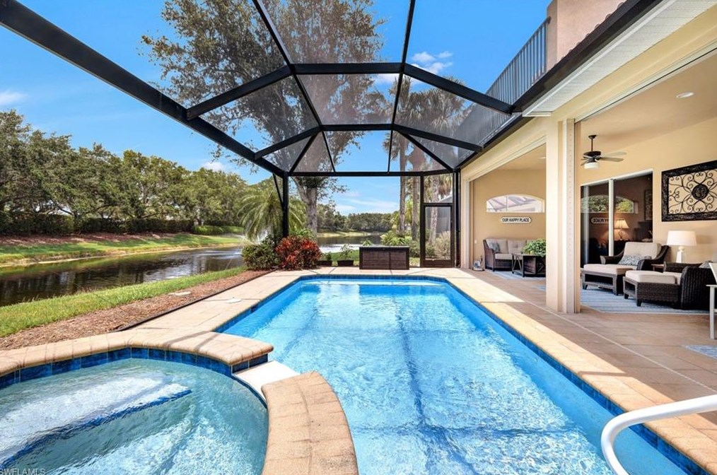9231 Troon Lakes Dr, Naples FL  34109-4317 exterior