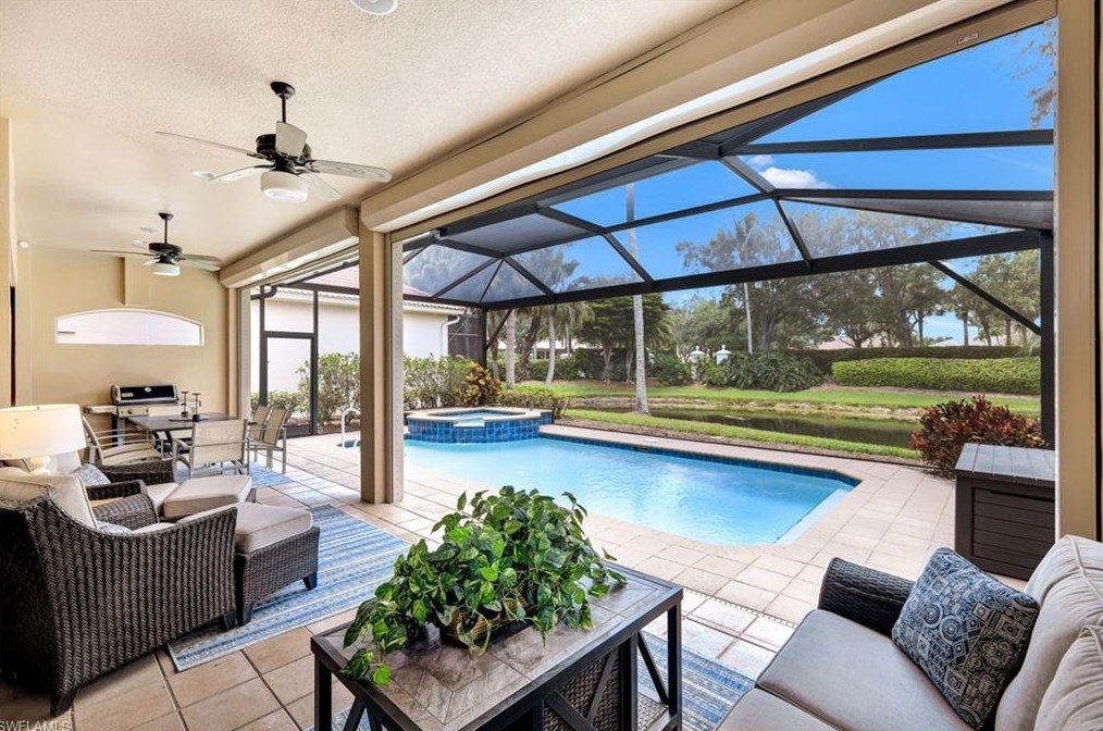 9231 Troon Lakes Dr, Naples FL  34109-4317 exterior