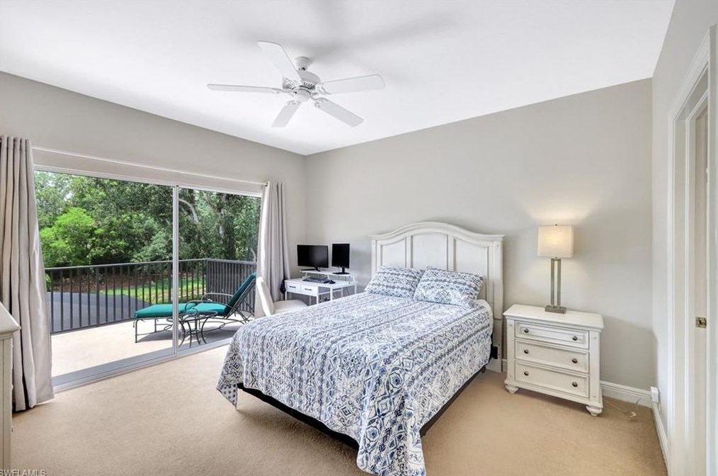 9231 Troon Lakes Dr, Naples FL  34109-4317 exterior