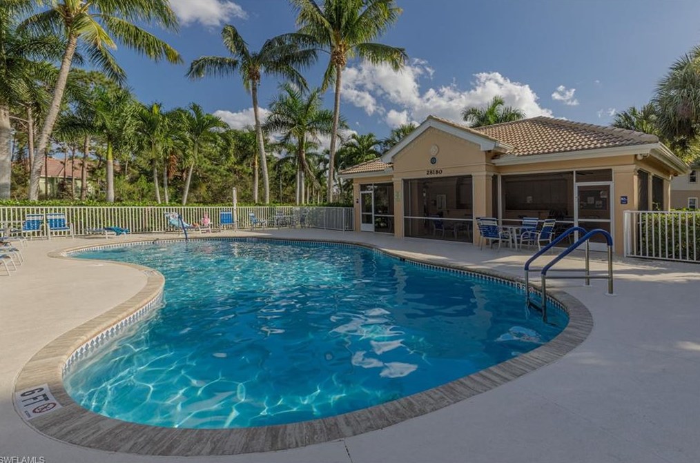 9631 Spanish Moss Way, Bonita Springs FL  34135-2957 exterior