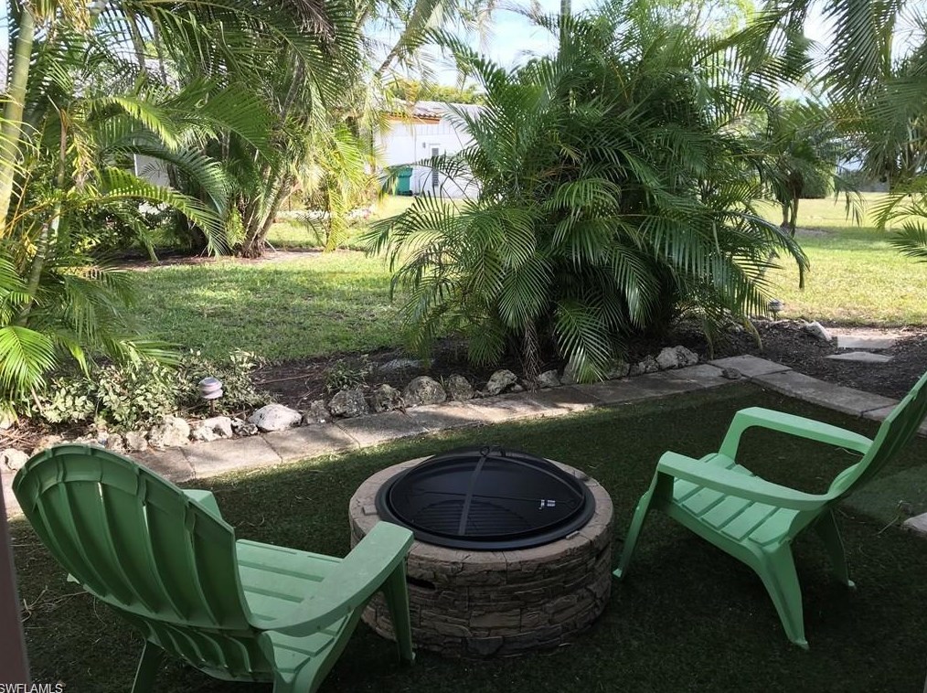 4805 Hawaii Blvd, Naples FL  34112-3731 exterior