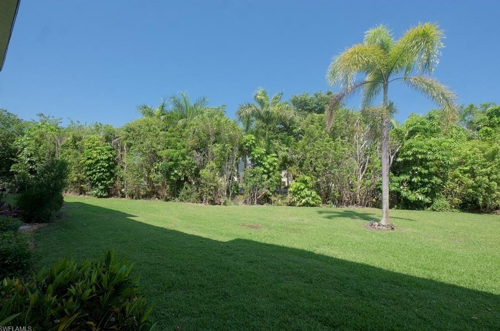5499 Rattlesnake Hammock Rd, Naples FL  34113-7411 exterior