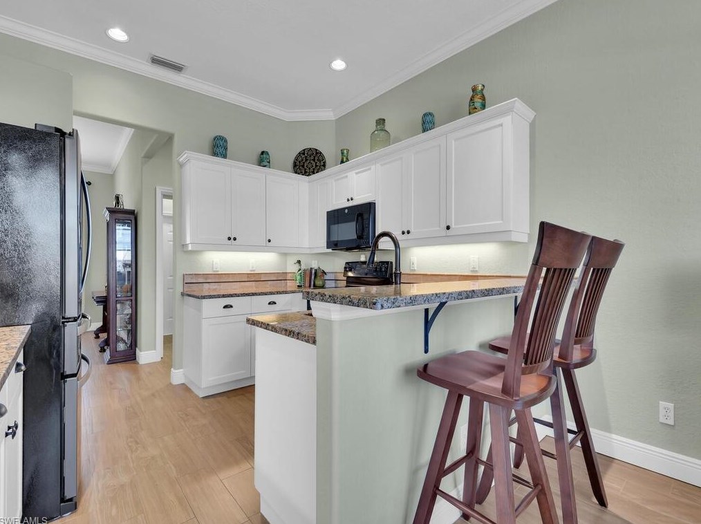 856 Grand Rpd Blvd, Naples FL 34120-4429 exterior