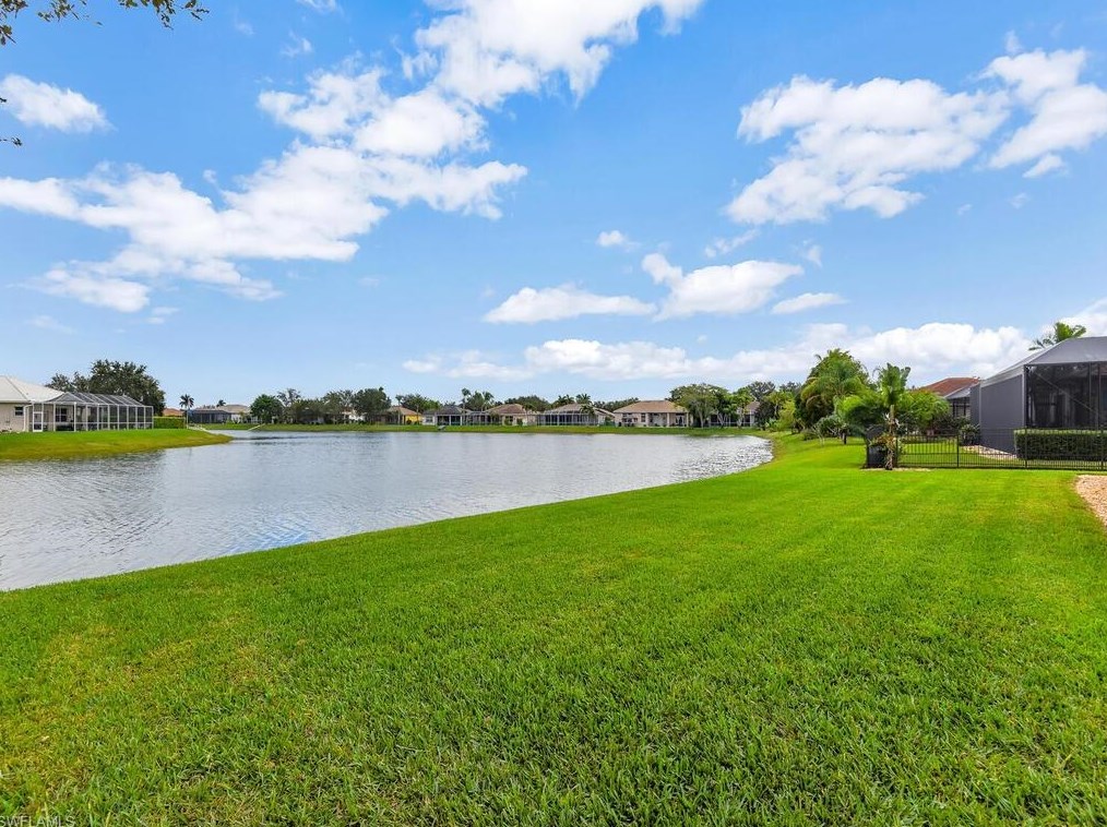 856 Grand Rpd Blvd, Naples FL 34120-4429 exterior