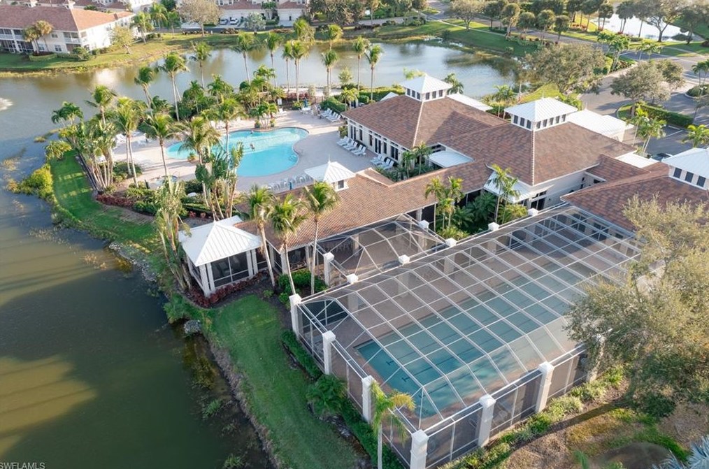 3025 Driftwood Way, Naples FL  34109-8944 exterior