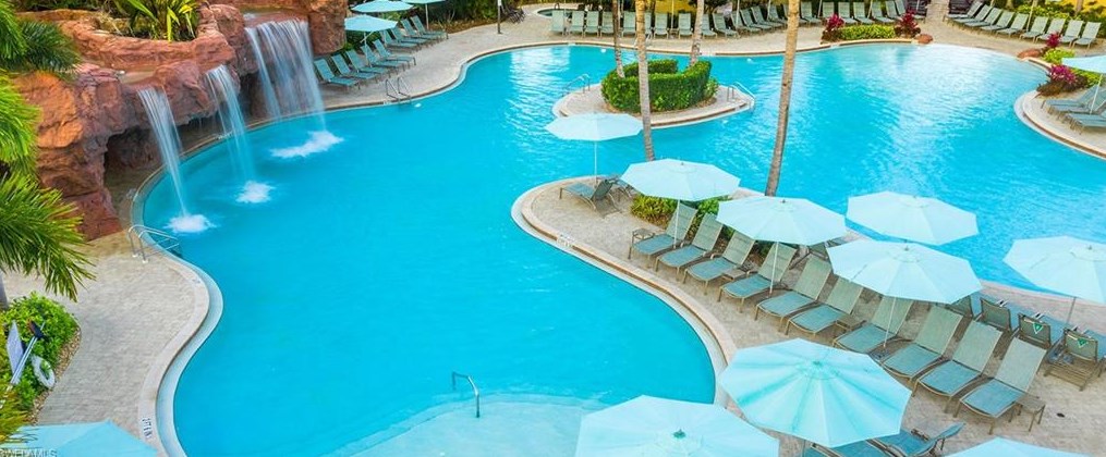 8538 Chase Preserve Dr, Naples FL 34113-2690 exterior