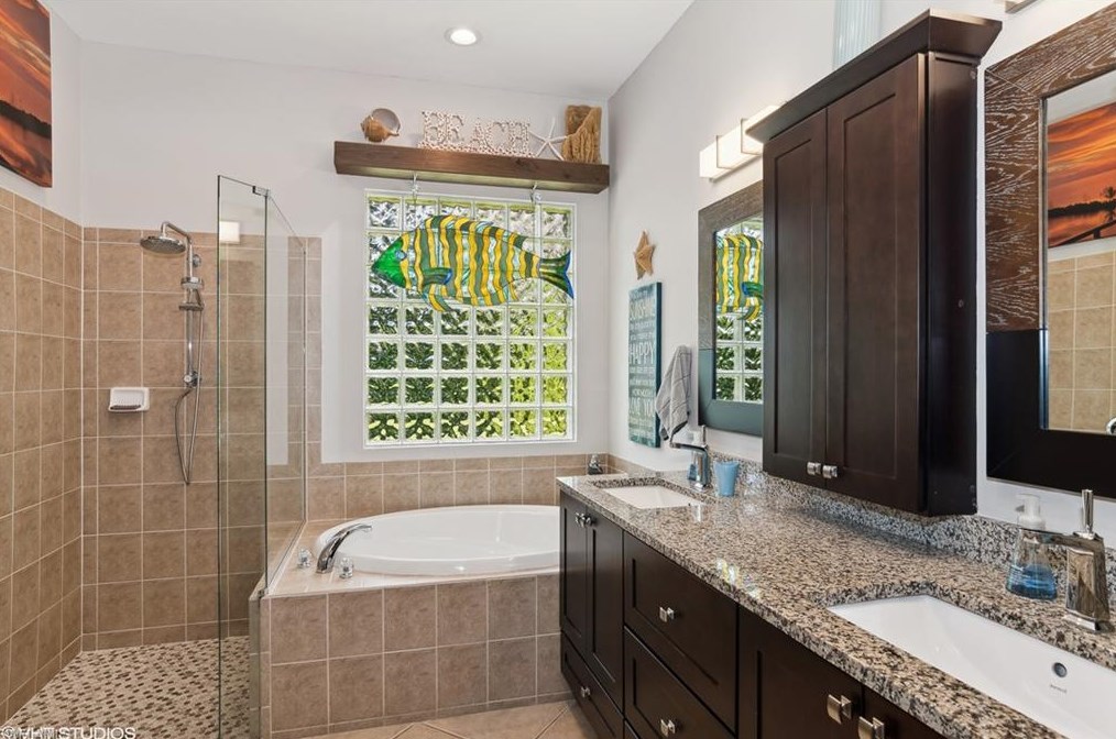 8538 Chase Preserve Dr, Naples FL 34113-2690 exterior