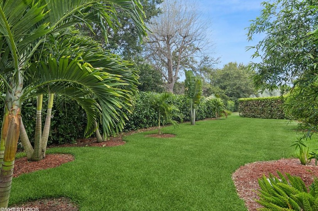 8538 Chase Preserve Dr, Naples FL 34113-2690 exterior