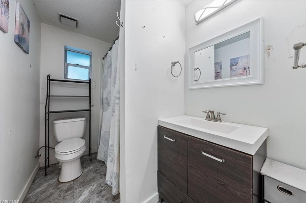 3420 6 Ave, Naples FL 34120-4946 exterior