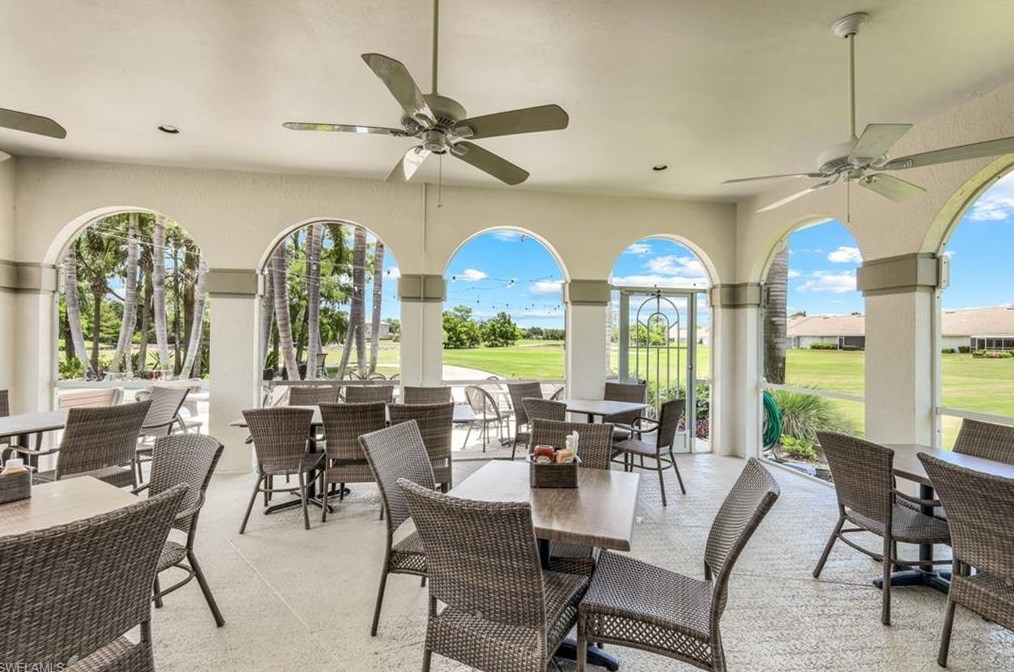 5576 Lago Villaggio Way, Naples FL 34104-5738 exterior