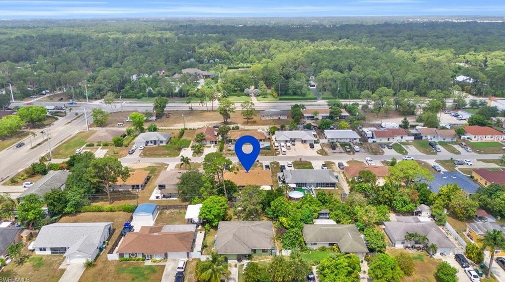 2388 55th Ter, Naples FL 34116-5681 exterior