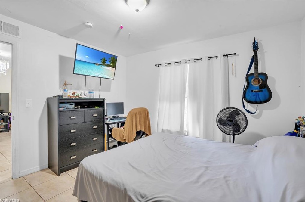 2388 55th Ter, Naples FL 34116-5681 exterior