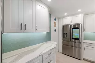 4005 Gulf Shore Blvd N, Naples, FL 34103 - Photo 7