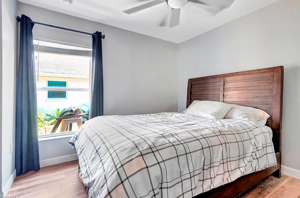 9954 Country Oaks Dr, Fort Myers FL  33967-6215 exterior