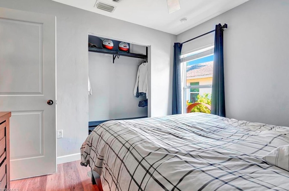 9954 Country Oaks Dr, Fort Myers FL  33967-6215 exterior