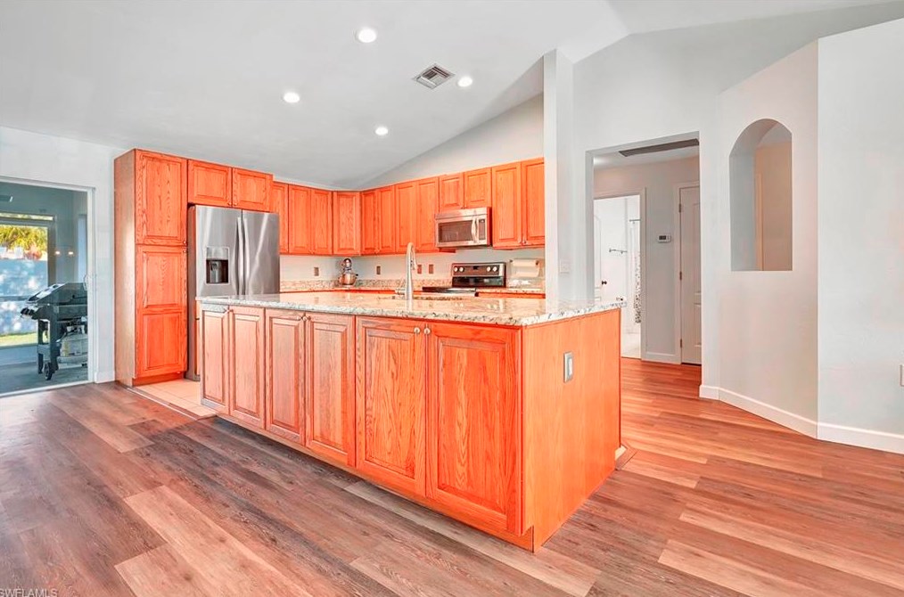 9954 Country Oaks Dr, Fort Myers FL  33967-6215 exterior