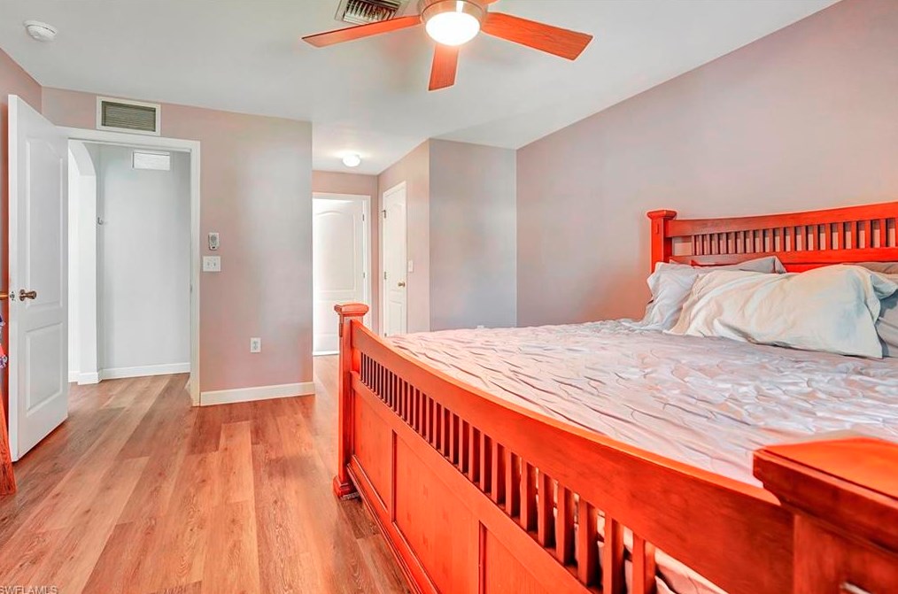 9954 Country Oaks Dr, Fort Myers FL  33967-6215 exterior