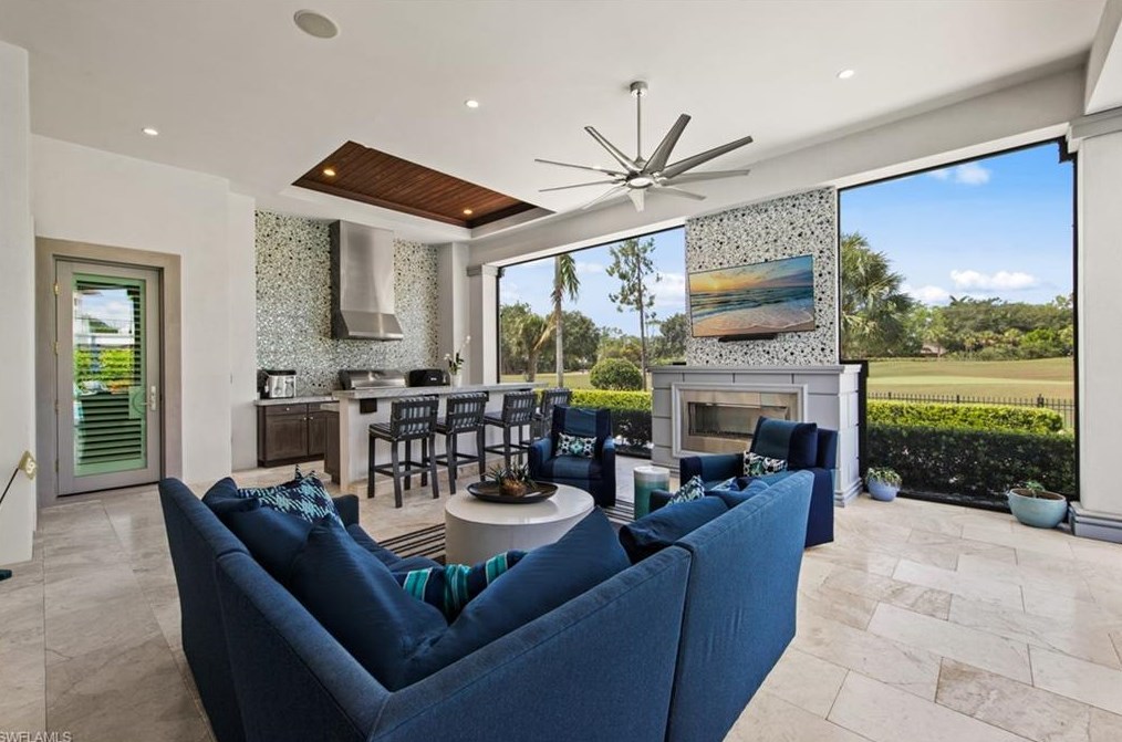 5018 Groveland Ter, Naples FL 34119-8429 exterior