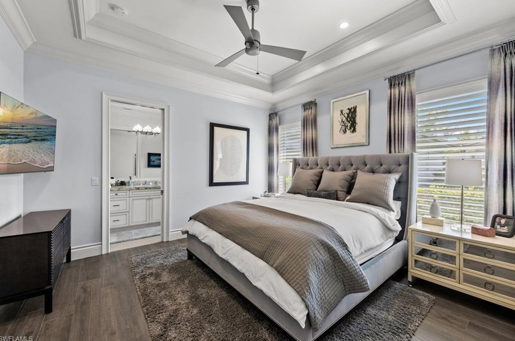 5018 Groveland Ter, Naples FL 34119-8429 exterior