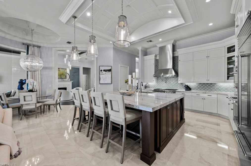 5018 Groveland Ter, Naples FL 34119-8429 exterior