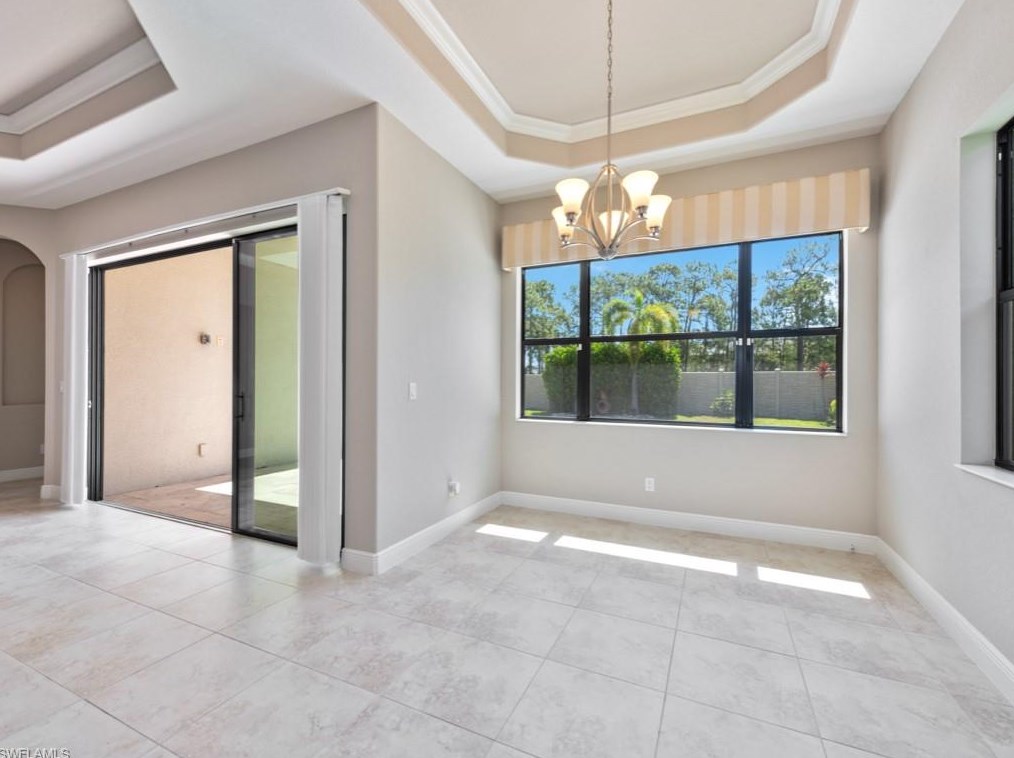 1638 Serrano Cir, Naples FL 34105-4953 exterior