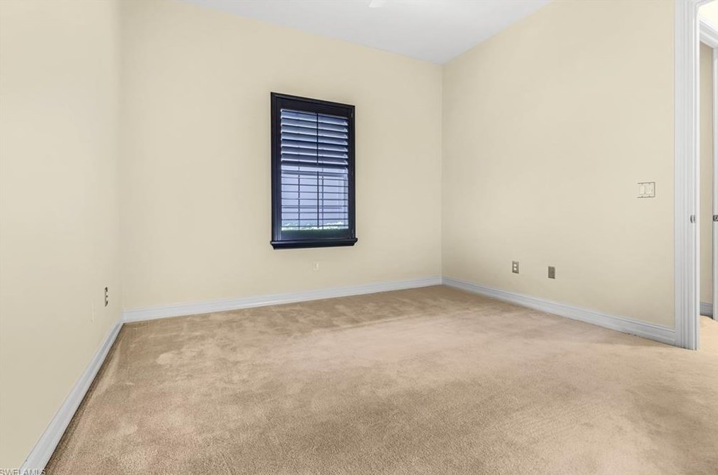 8518 Chase Preserve Dr, Naples FL 34113-2692 exterior