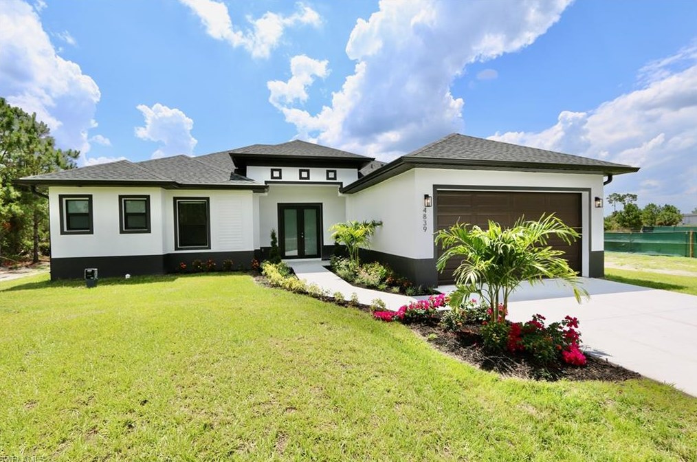 4839 16 St, Naples FL 34120-0064 exterior