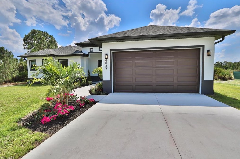 4839 16 St, Naples FL 34120-0064 exterior