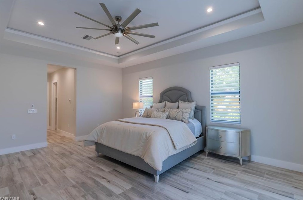 9974 Winterview Dr, Naples FL 34109-1519 exterior