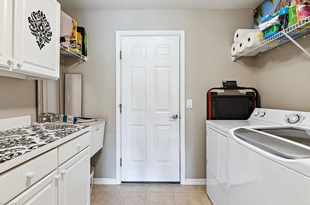 10071 Colonial Country Club Blvd, Fort Myers FL  33913-7018 exterior