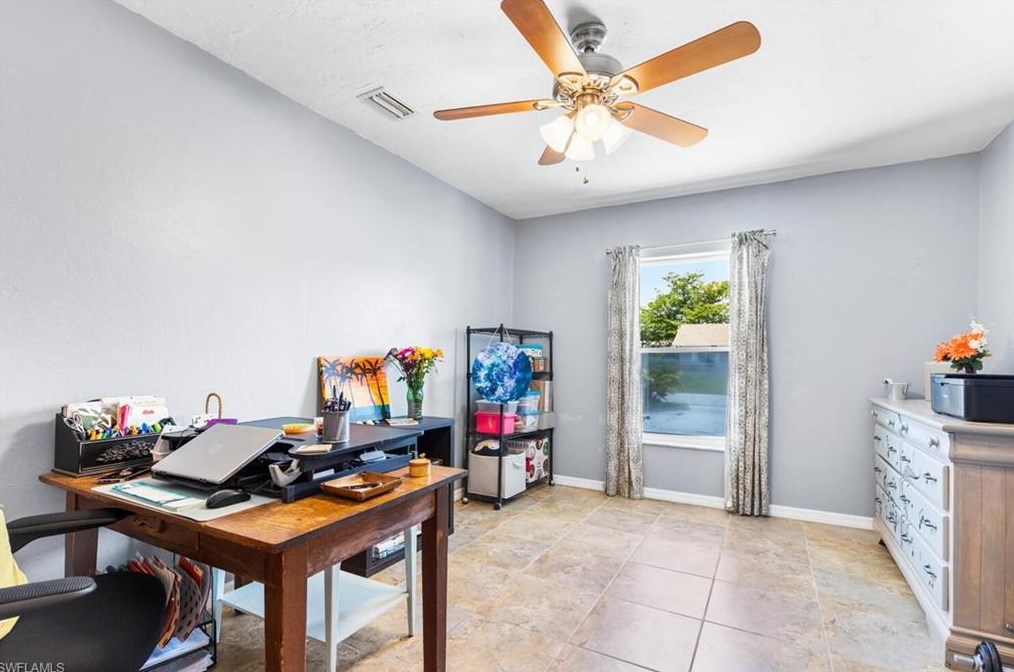 9208 Hamlin Rd, Fort Myers FL  33967-3702 exterior