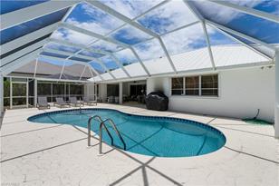 626 Regatta Rd, Naples, FL 34103 - Photo 11