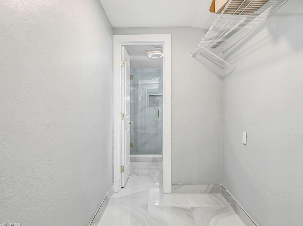 801 107 Ave, Naples FL 34108-1860 exterior