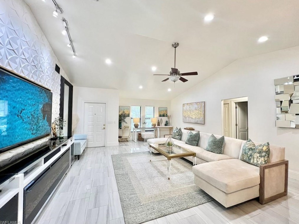 2499 River Reach Dr, Naples FL 34104-6928 exterior