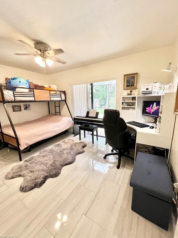 2499 River Reach Dr, Naples FL 34104-6928 exterior