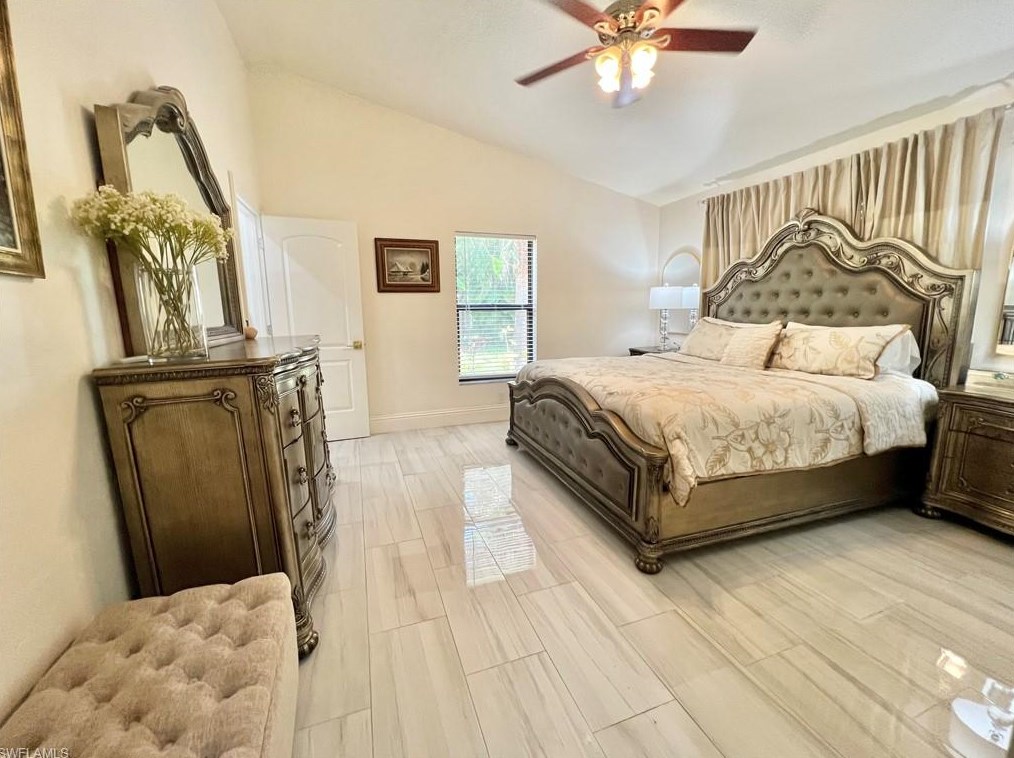 2499 River Reach Dr, Naples FL 34104-6928 exterior