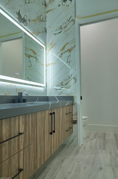 5847 English Oaks Ln, Naples FL 34119-1329 exterior