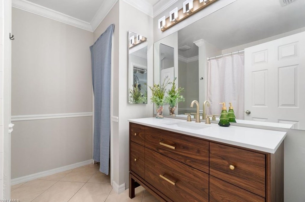 3280 18 Ave, Naples FL 34117-4524 exterior