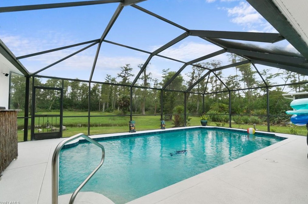 3280 18 Ave, Naples FL 34117-4524 exterior