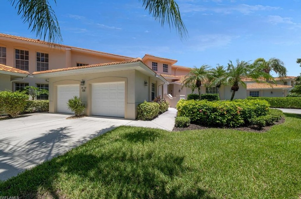 1229 Egrets Lndg, Naples FL  34108-2475 exterior