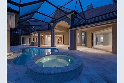 2835 Silverleaf Ln, Naples, FL 34105 - Photo 9