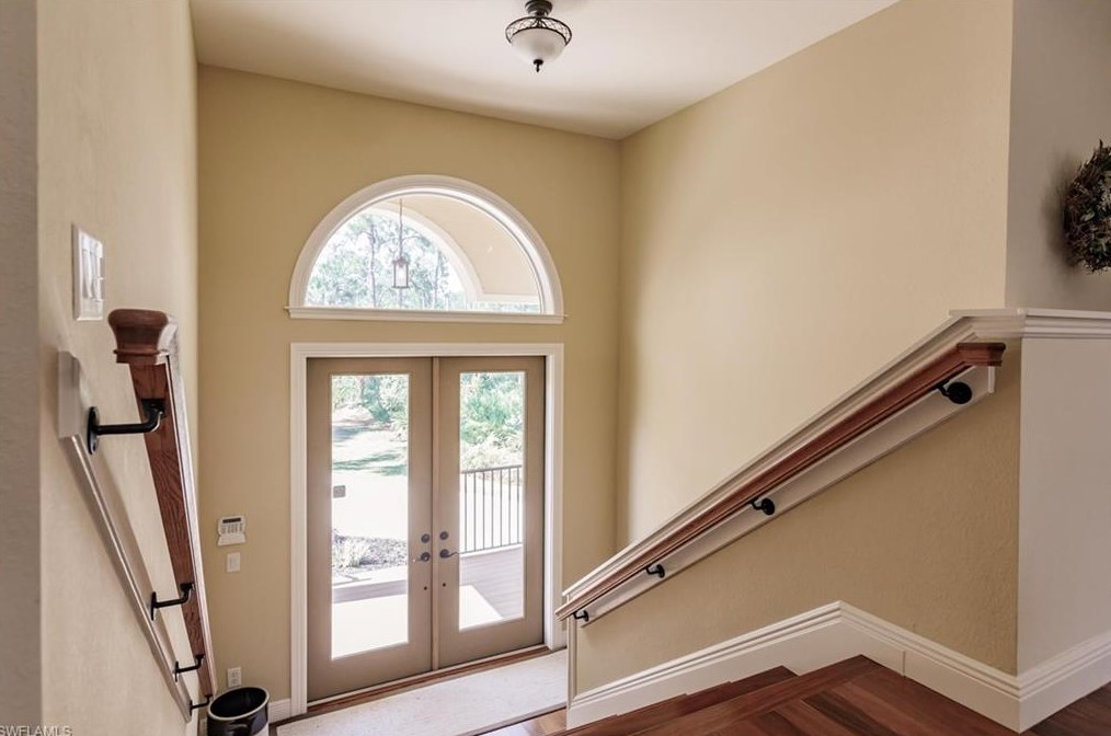 4551 1 Ave, Naples FL 34120-2704 exterior