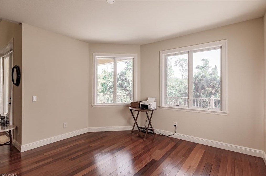 4551 1 Ave, Naples FL 34120-2704 exterior