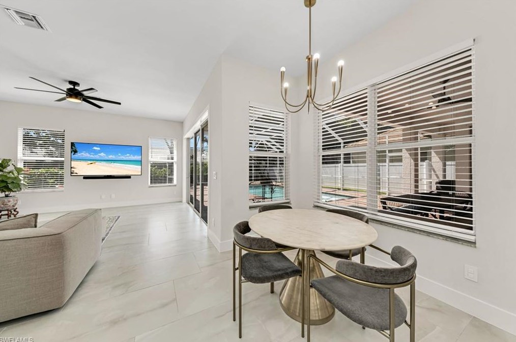 8532 Laurel Lk Blvd, Naples FL 34119-9792 exterior