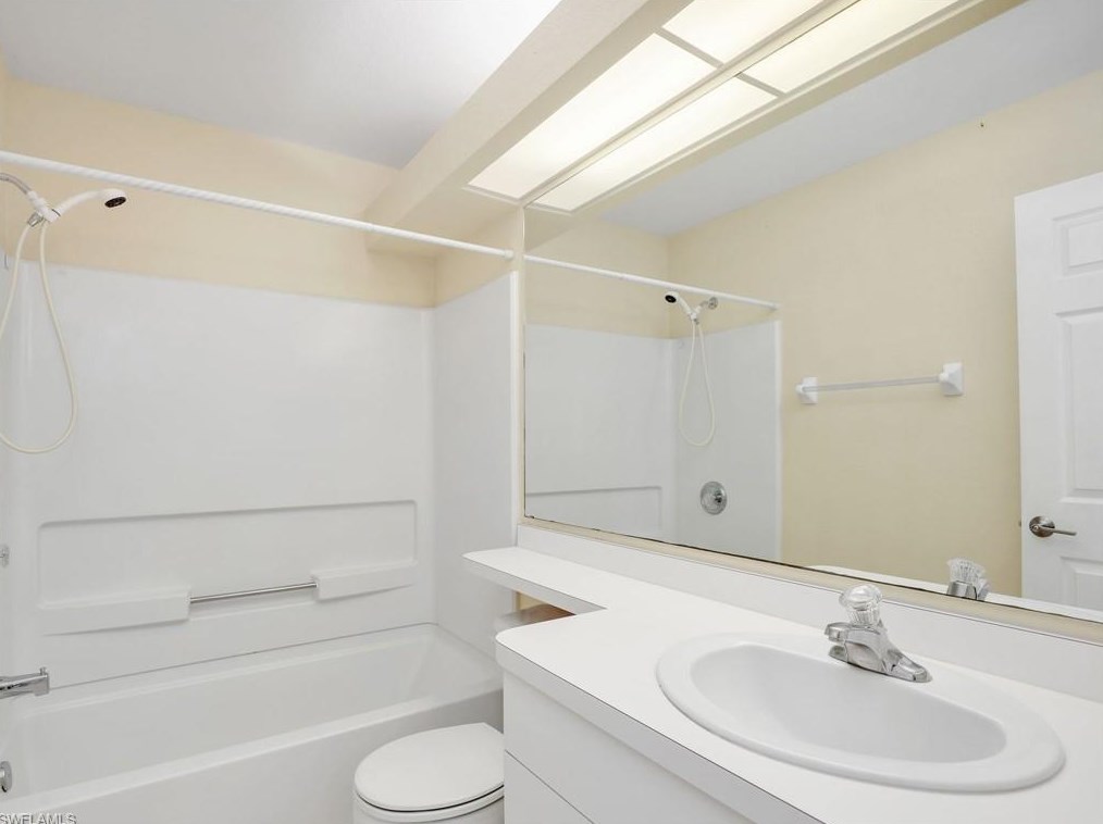 2845 31 Ave, Naples FL 34117-8449 exterior