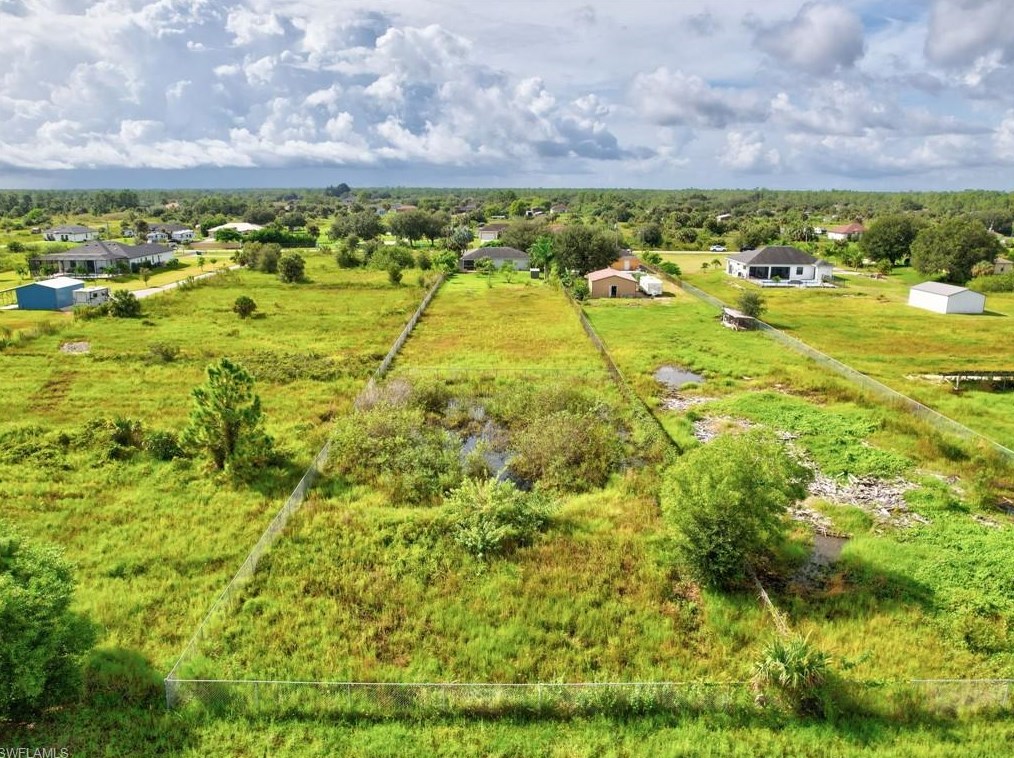 2845 31 Ave, Naples FL 34117-8449 exterior