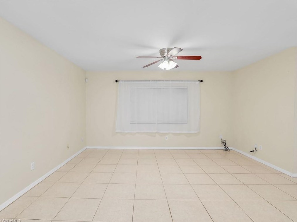 2845 31 Ave, Naples FL 34117-8449 exterior