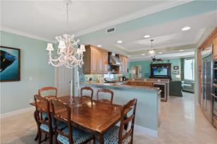 275 Indies Way, Naples, FL 34110 - Photo 19
